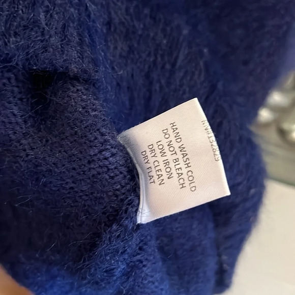 House of Harlow 1960 x REVOLVE Vaughn Eyelash Fuzzy Pullover Hoodie Deep Blue XS - Picture 11 of 11